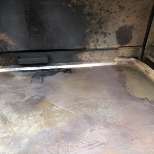 3 200419 Right Side Drip Pan Position.JPG