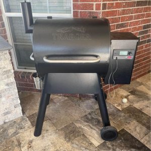 Traeger Pro 575.jpg