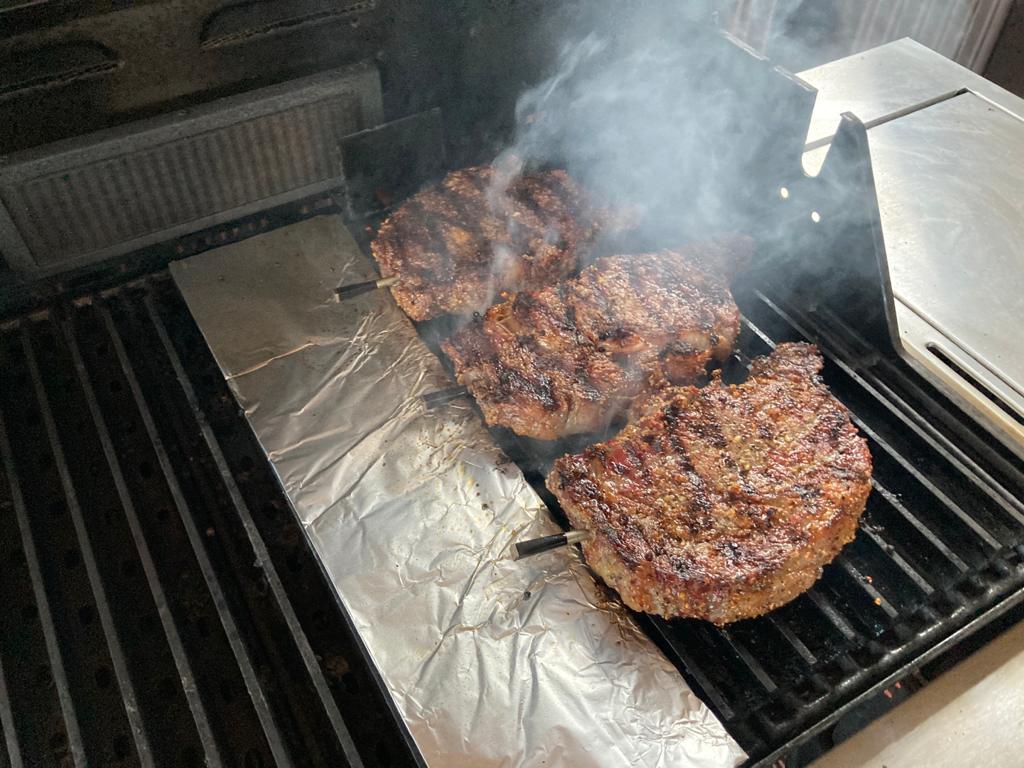 Ribeyes Sear.jpeg